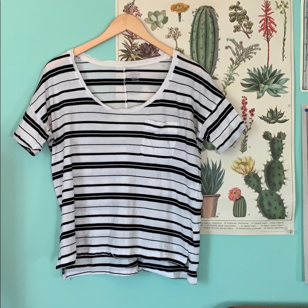 Black and white stripped t-shirt!
